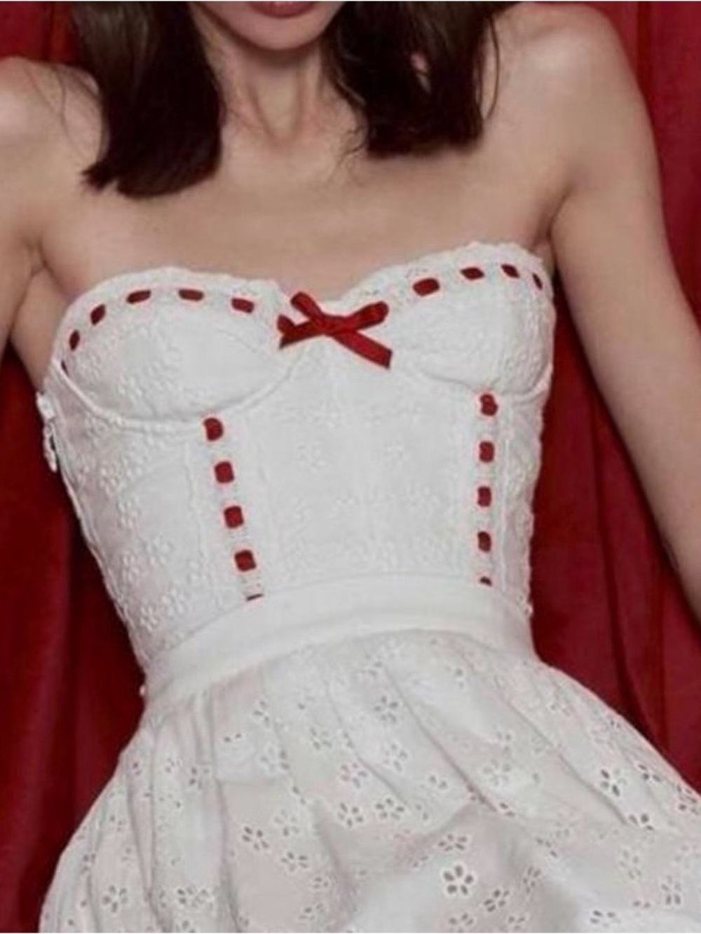LaceMade Red Ballroom Corset Small White Eyelet Cottagecore Cosplay NWT Festival